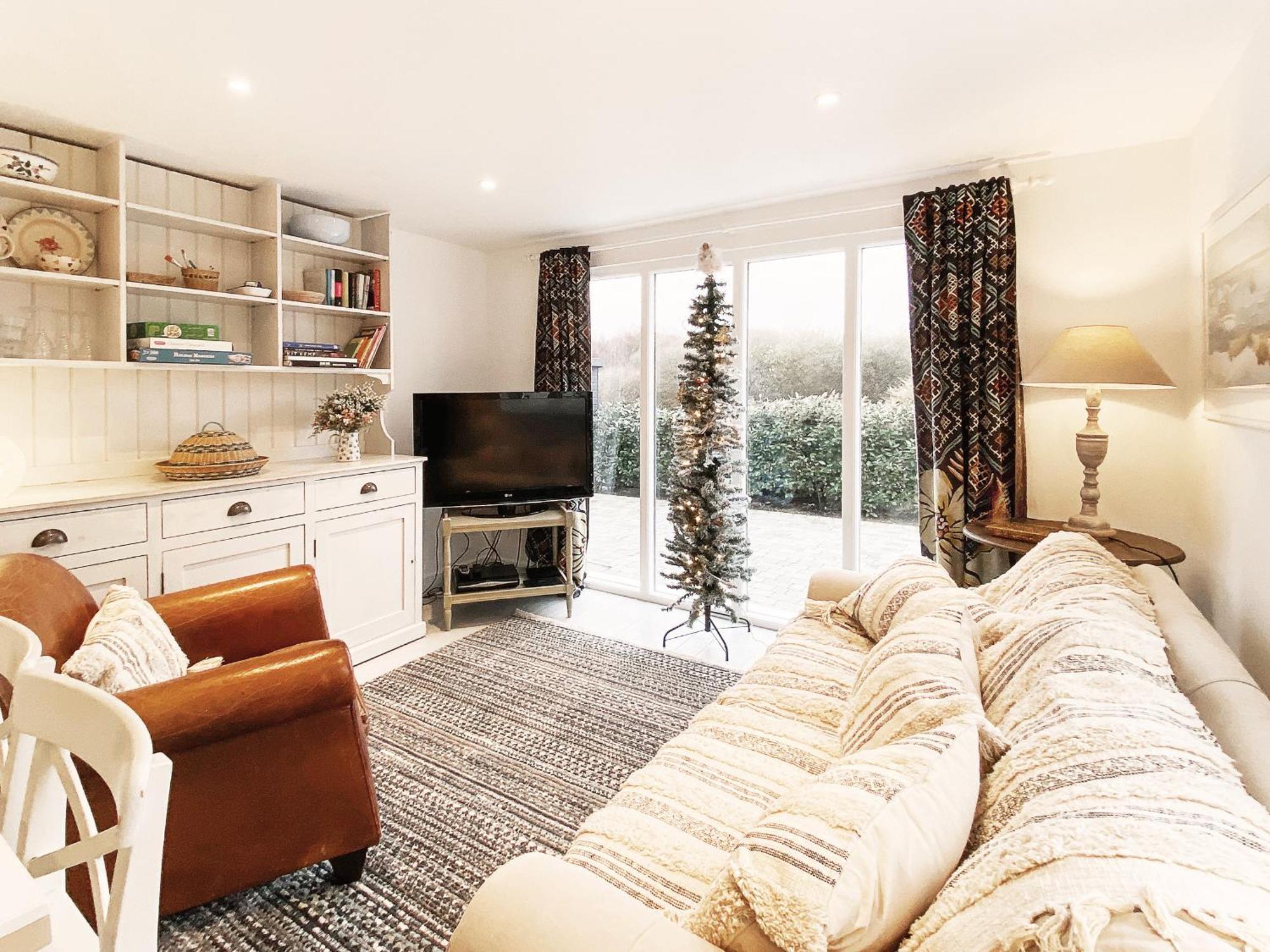 Spinney's Boathouse By The Suffolk Collection Holiday home *